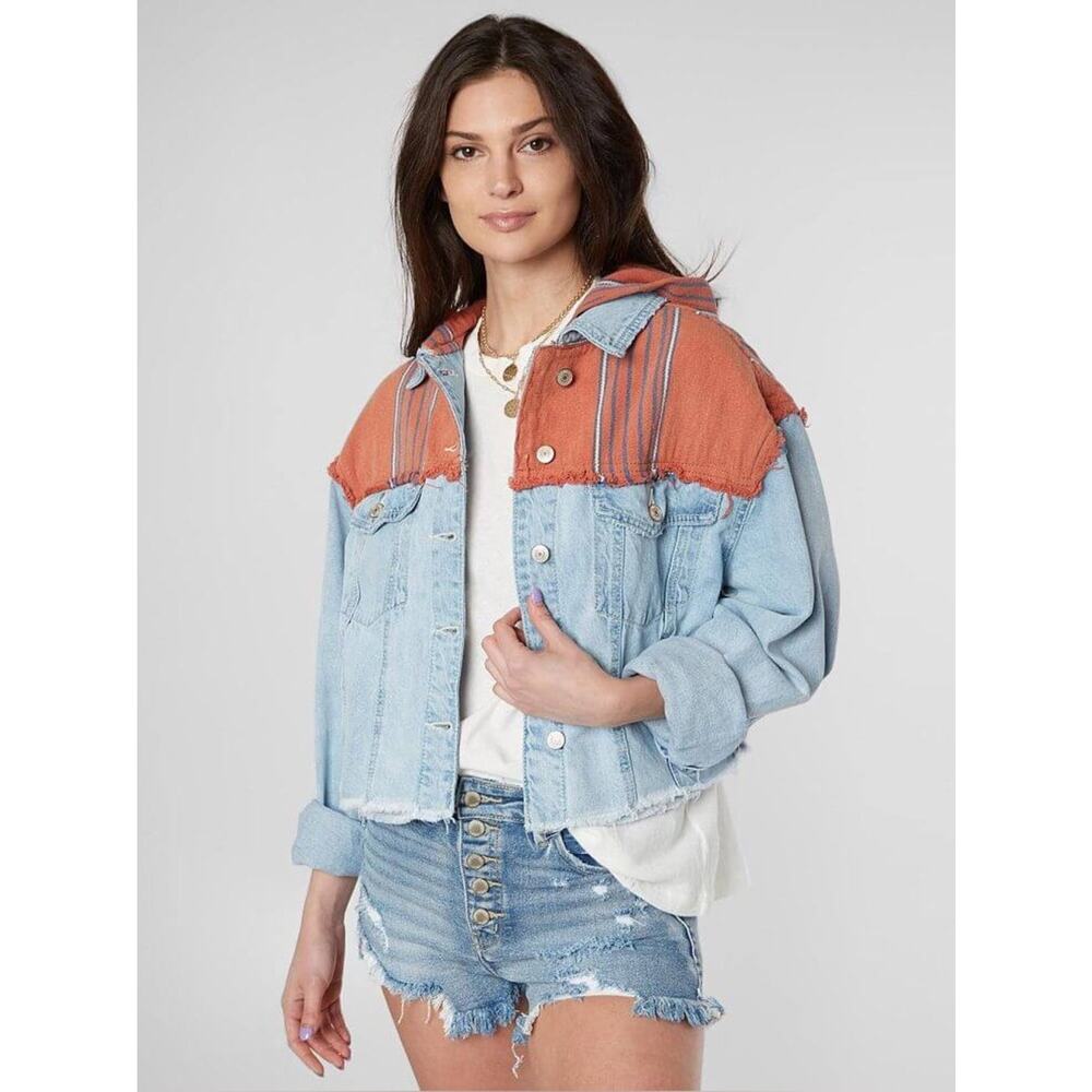 Free People Oversized Baja Hooded Denim Jacket In Baja Wash Size Medium Coastal - Picture 3 of 13